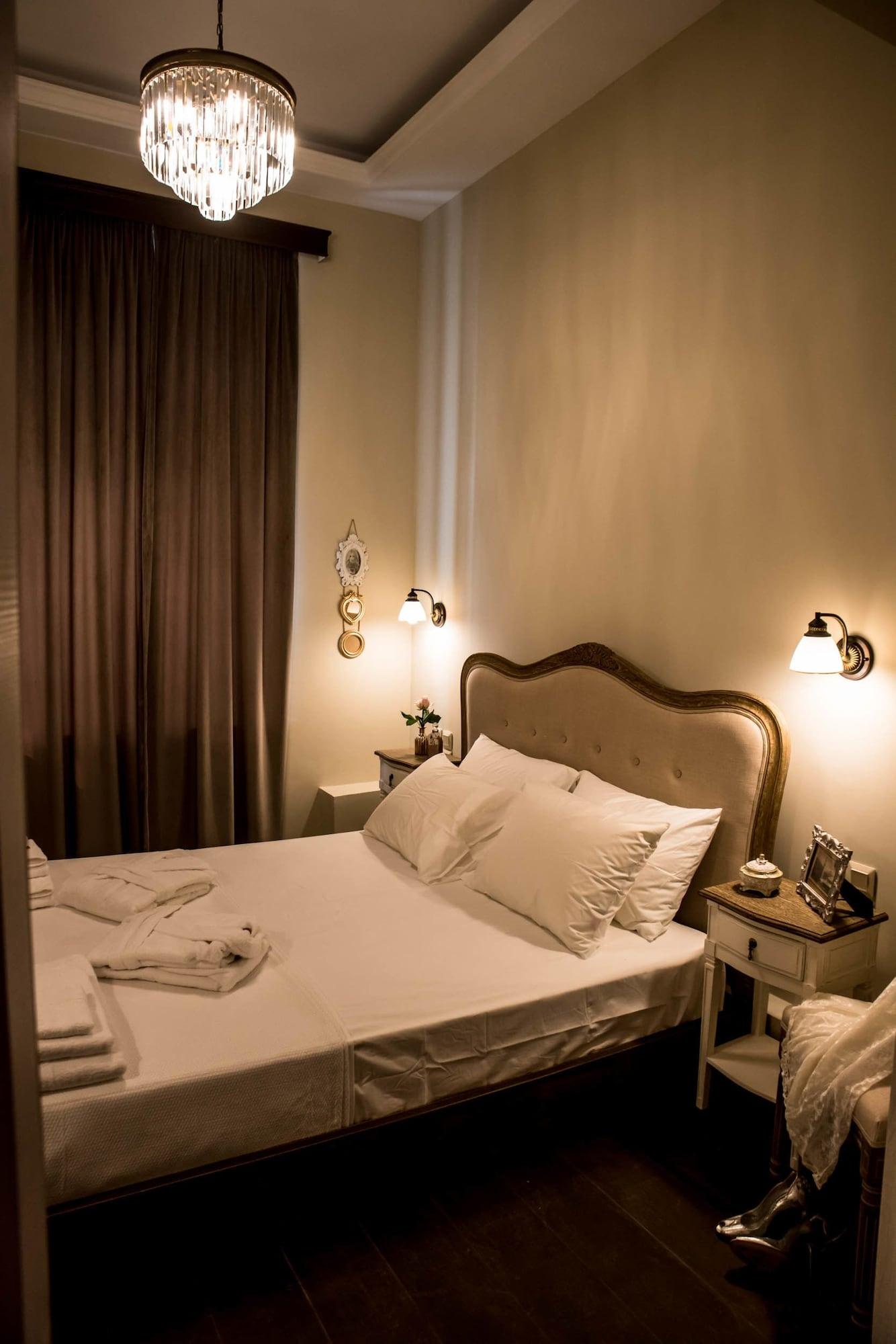 Aparthotel Kyria Boutique House 3*