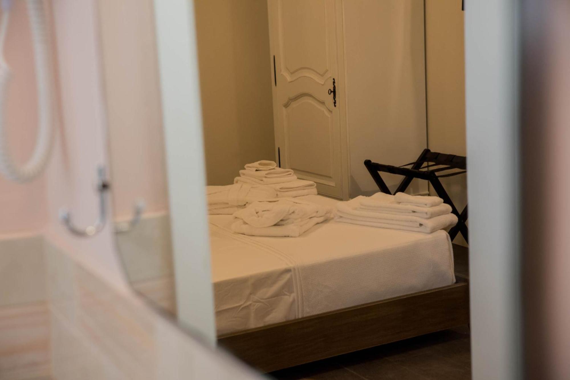 Ξενοδοχείο με διαμερίσματα Kyria Boutique House 3*